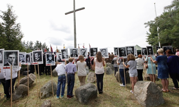 Uroczystości w 71. rocznicę obławy augustowskiej