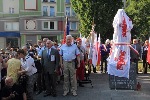 Odsłonięcie pomnika Anny Walentynowicz